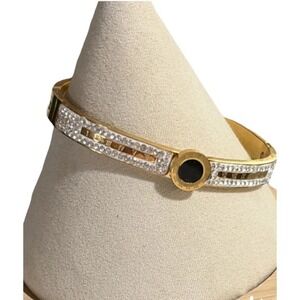 Gold Tone Bracelet Roman Numerals Crystal Black Round Fashion Read Description